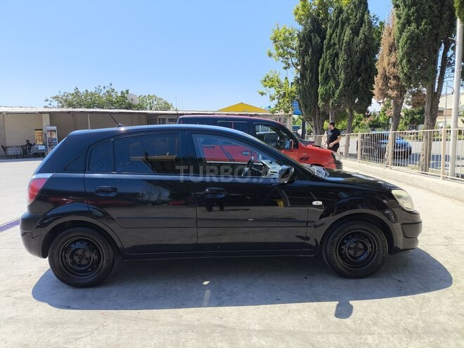 Kia Rio 2009, 225,000 km - 1.4 l - Gəncə
