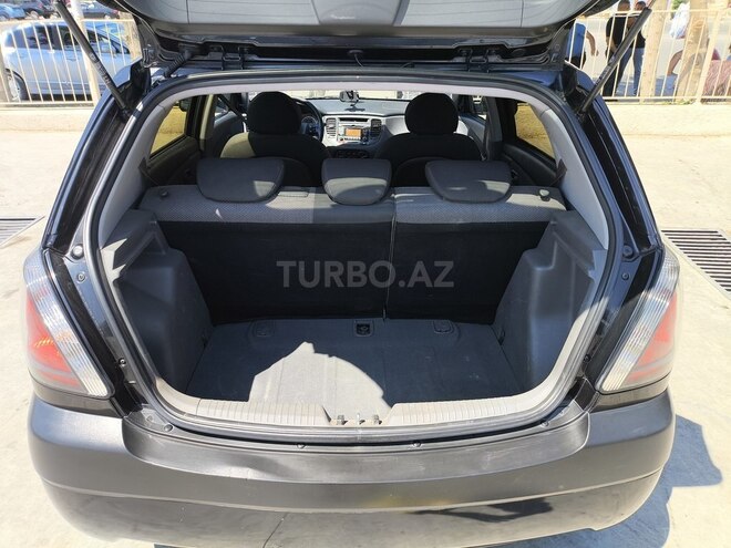 Kia Rio 2009, 225,000 km - 1.4 l - Gəncə