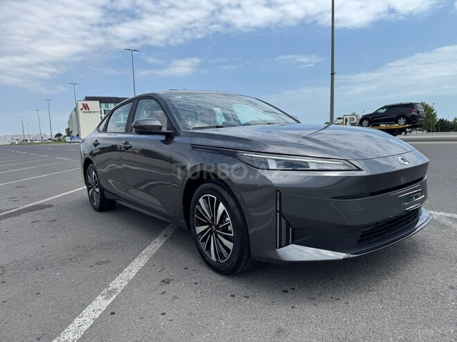 Changan Qiyuan A05 2025, 0 km - 1.5 л - Bakı