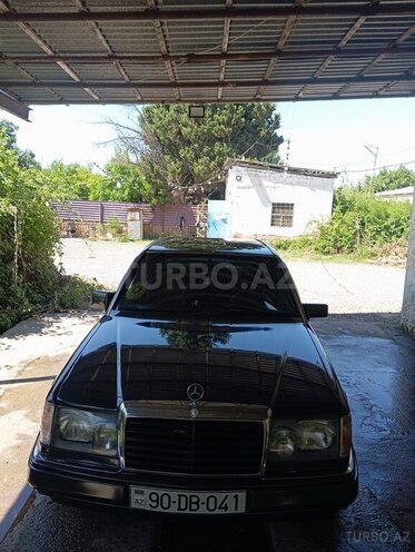 Mercedes E 230 1991, 350,000 km - 2.3 l - Biləsuvar