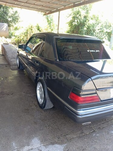 Mercedes E 230 1991, 350,000 km - 2.3 l - Biləsuvar