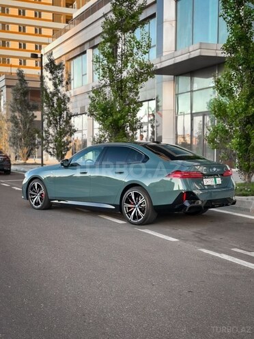 BMW 530e-6
