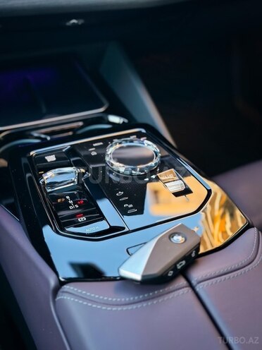 BMW 530e-18