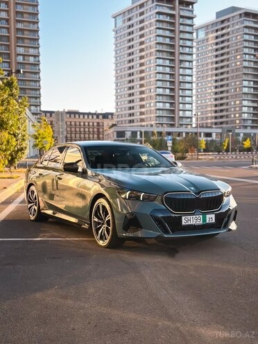 BMW 530e-5