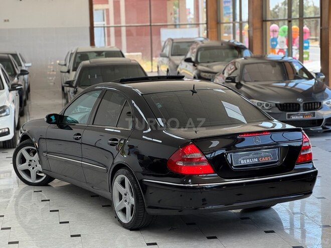 Mercedes E 240-10