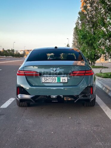 BMW 530e-8