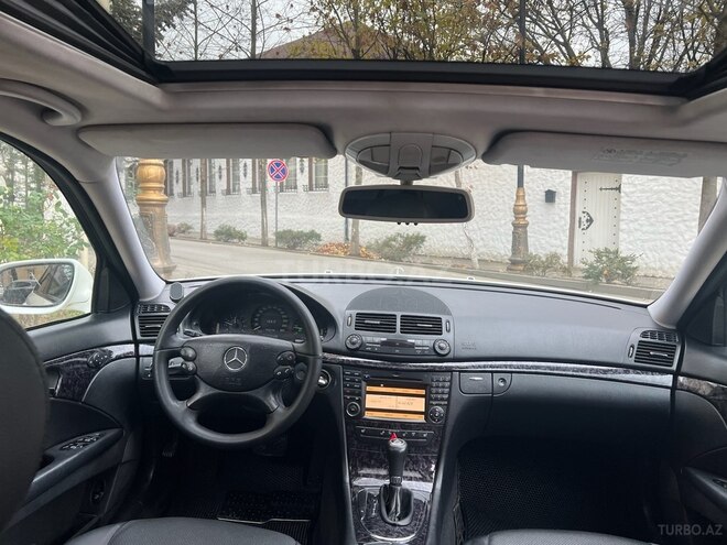 Mercedes E 220 d 2008, 329,000 km - 2.2 l - Quba