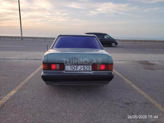 Mercedes 190 1983, 368,557 km - 2.0 л - Bakı