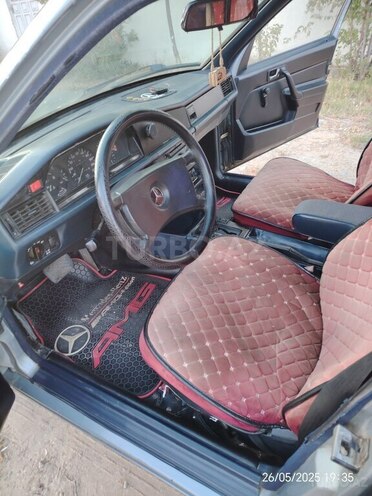 Mercedes 190 1983, 368,557 km - 2.0 л - Bakı