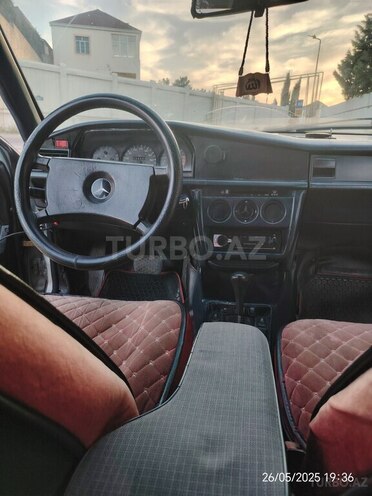 Mercedes 190 1983, 368,557 km - 2.0 л - Bakı