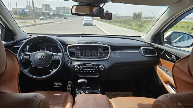 Kia Sorento-19