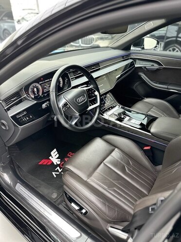 Audi A8-13