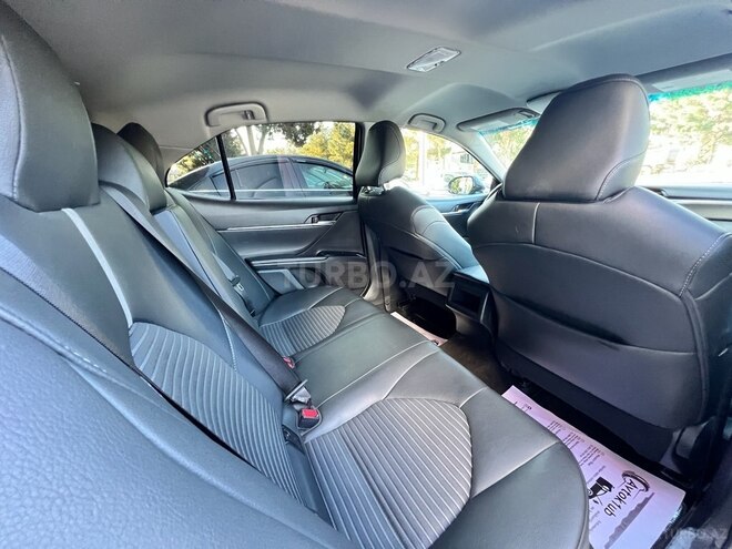 Toyota Camry-7