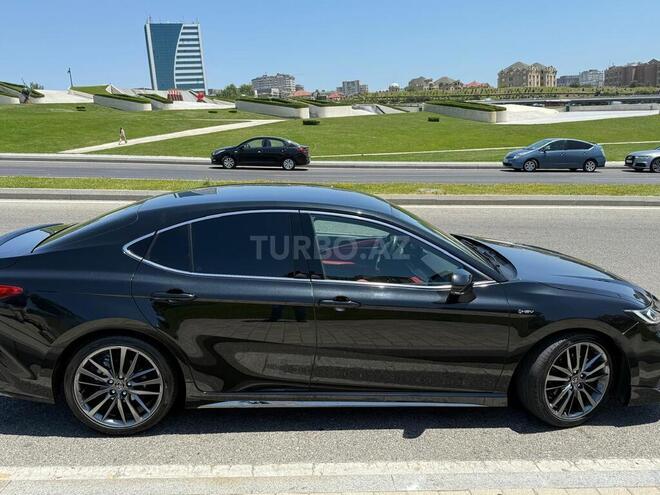 Toyota Camry-5