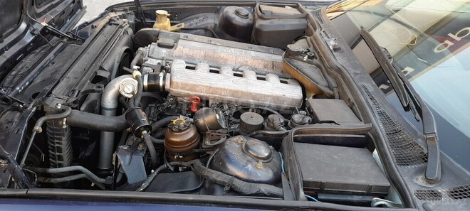 BMW 525 1991, 470,000 km - 2.5 l - Sumqayıt