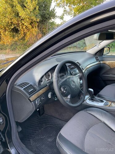 Mercedes E 270 2003, 391,000 km - 2.7 л - Astara