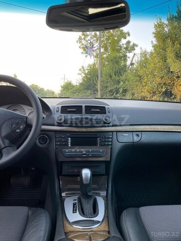 Mercedes E 270 2003, 391,000 km - 2.7 л - Astara