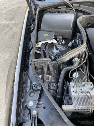 Mercedes E 270 2003, 391,000 km - 2.7 л - Astara