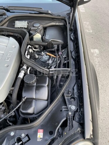 Mercedes E 270 2003, 391,000 km - 2.7 л - Astara