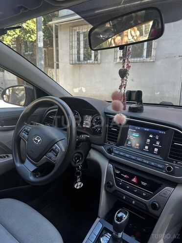 Hyundai Elantra 2017, 121,023 km - 2.0 л - Bakı