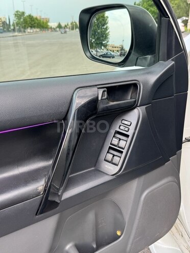 Toyota Land Cruiser Prado 2013, 98,500 km - 2.7 l - Gəncə