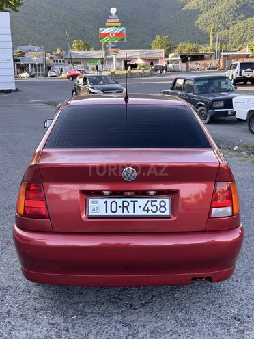 Volkswagen Polo 2001, 278,000 km - 1.6 л - Qax