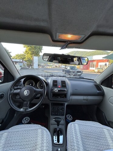 Volkswagen Polo 2001, 278,000 km - 1.6 л - Qax