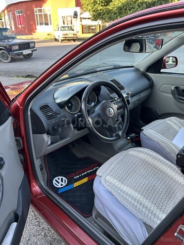 Volkswagen Polo 2001, 278,000 km - 1.6 л - Qax