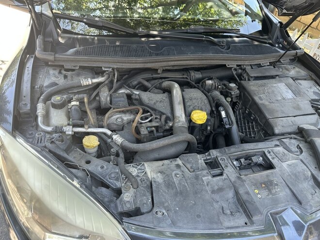 Renault Megane 2009, 194,000 km - 1.5 l - Şəki