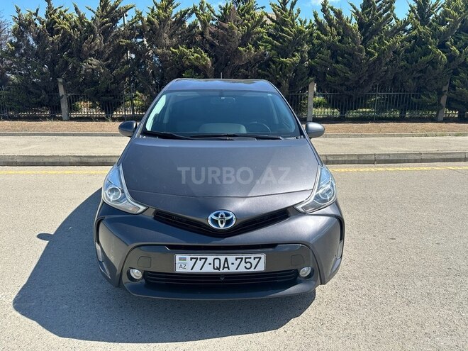 Toyota Prius V 2016, 236,036 km - 1.8 л - Bakı