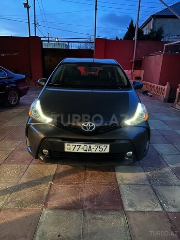 Toyota Prius V 2016, 236,036 km - 1.8 л - Bakı