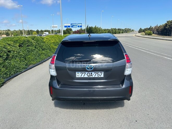 Toyota Prius V 2016, 236,036 km - 1.8 л - Bakı