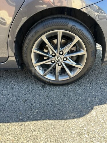 Toyota Prius V 2016, 236,036 km - 1.8 л - Bakı