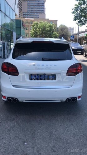 Porsche Cayenne GTS 2013, 97,700 km - 4.8 l - Bakı