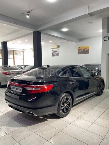 Hyundai Grandeur-7