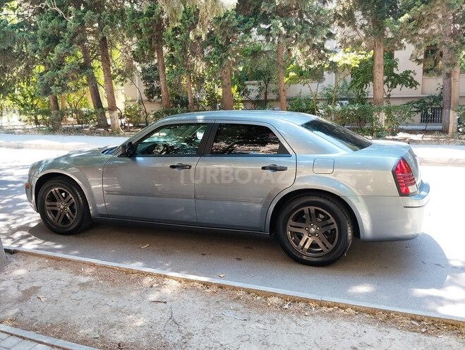 Chrysler 300C-4