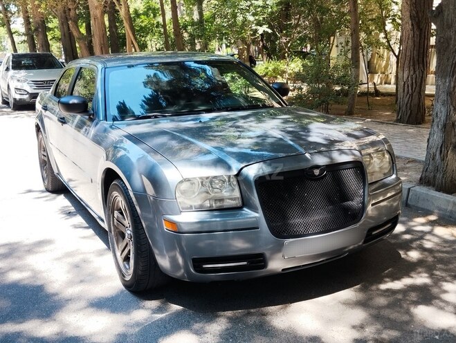 Chrysler 300C-1