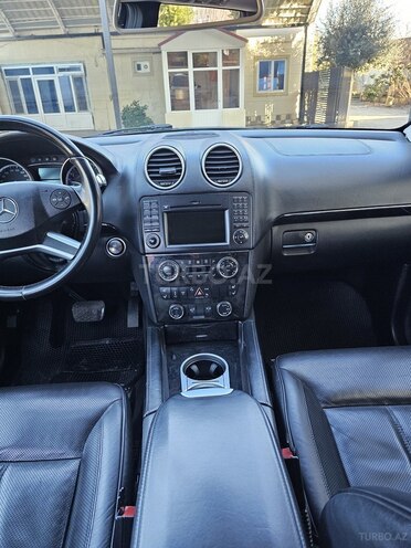 Mercedes GL 500 4MATIC 2011, 217,000 km - 5.5 л - Masallı