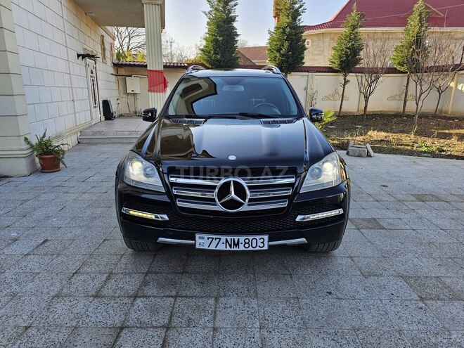 Mercedes GL 500 4MATIC 2011, 217,000 km - 5.5 л - Masallı