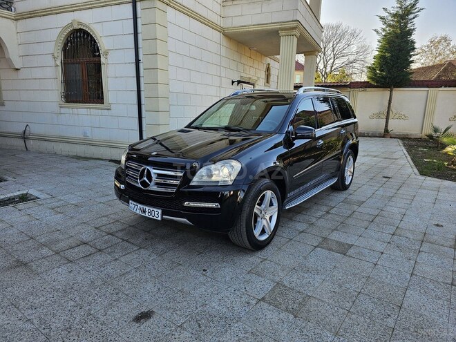 Mercedes GL 500 4MATIC 2011, 217,000 km - 5.5 л - Masallı