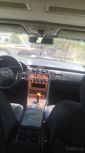Mercedes E 220 d 1998, 523,692 km - 2.2 l - Xaçmaz
