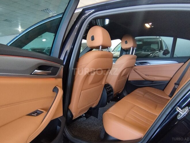 BMW 520-6