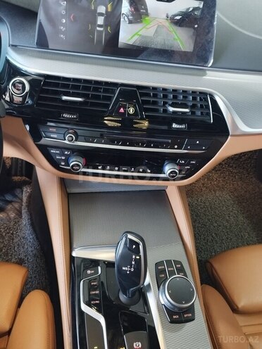 BMW 520-10