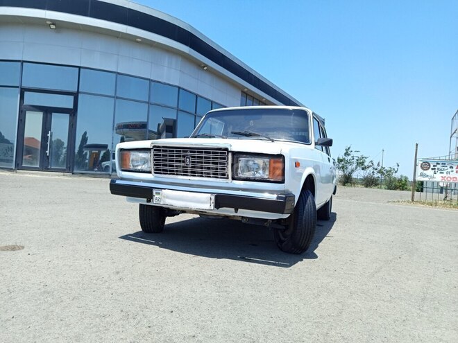 LADA (VAZ) 2107 2004, 76,580 km - 1.6 l - Astara