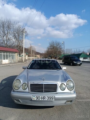 Mercedes E 240 1998, 259,000 km - 2.4 l - Qəbələ