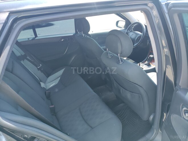 Mercedes C 220 d 2001, 514,820 km - 2.2 l - Bakı