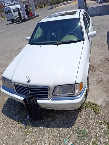 Mercedes C 230 1999, 268,000 km - 2.3 l - Goranboy