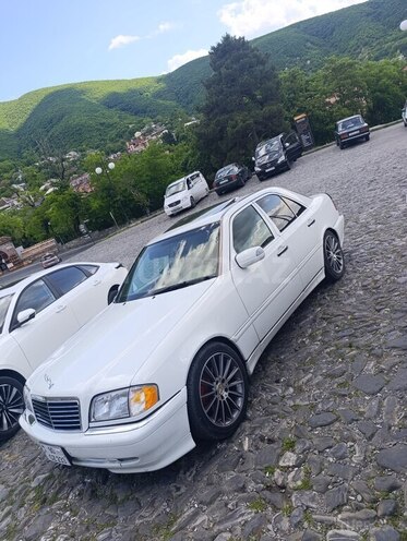 Mercedes C 230 1999, 268,000 km - 2.3 l - Goranboy