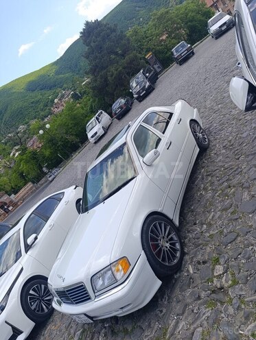 Mercedes C 230 1999, 268,000 km - 2.3 l - Goranboy