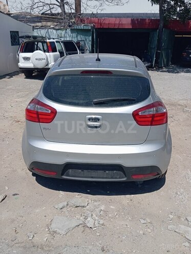 Kia Rio 2012, 200,000 km - 1.4 л - Bakı